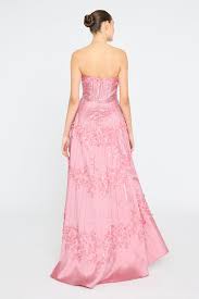 Toby Gown - Theia