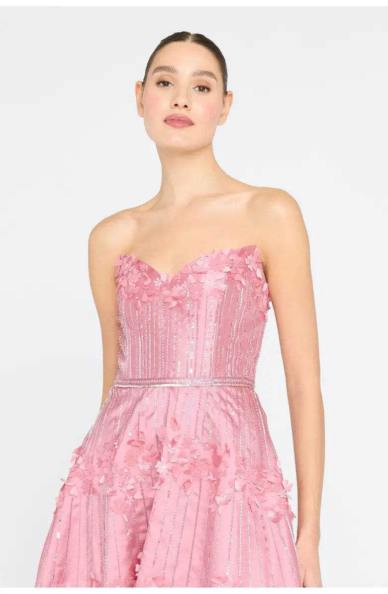 Toby Gown - Theia